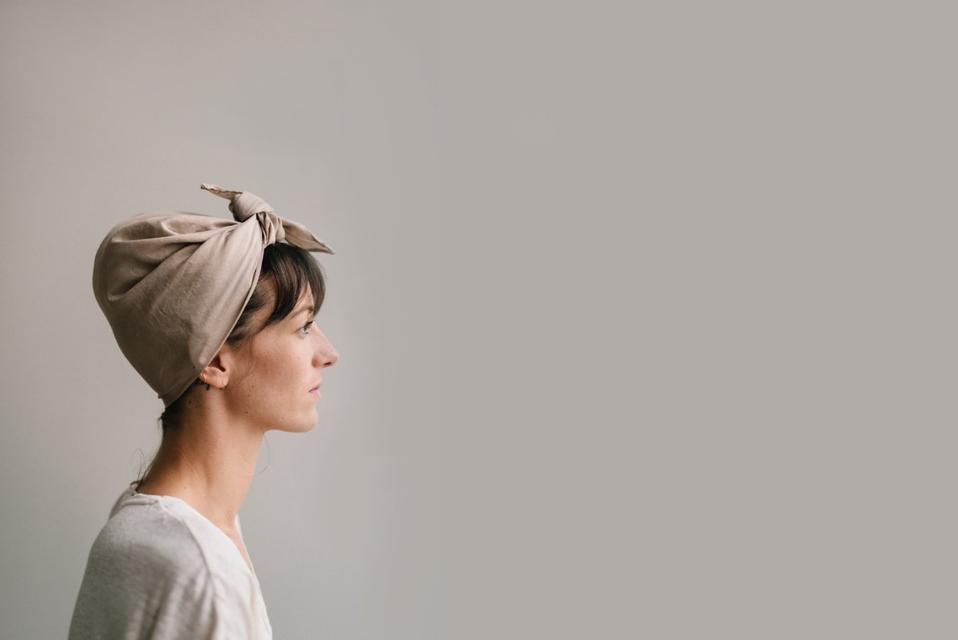 carré_de_soie_teinté_à_la_main_hand_dyed_silk_scarf